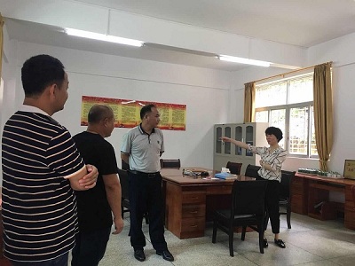 区委组织部副部长,人社局局长陈纪珠到城东镇督导党建工作