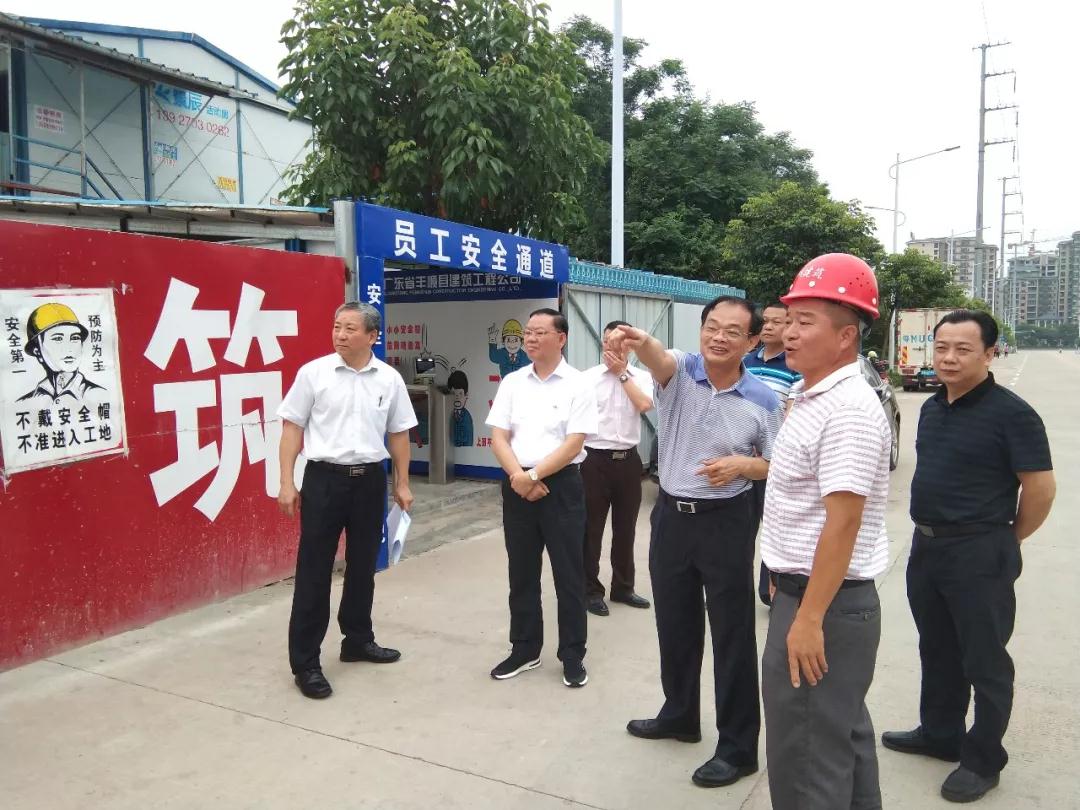 市纪委副书记刘锐清率队到扶大高管会调研指导创文工作