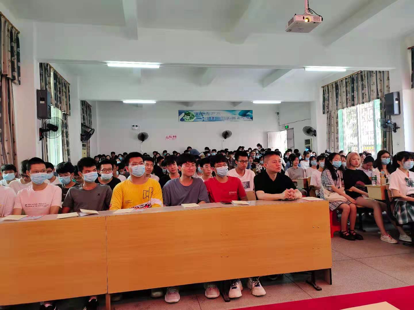 f07da3a101a8ff83a357eceb9b66555.jpg