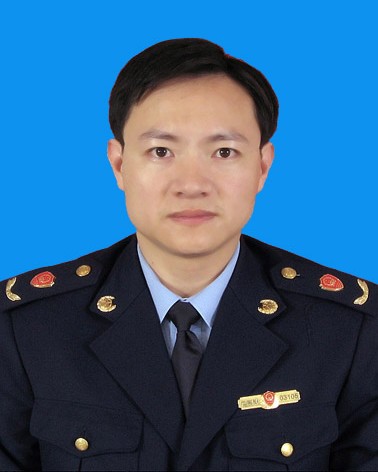 黄耿斌.jpg