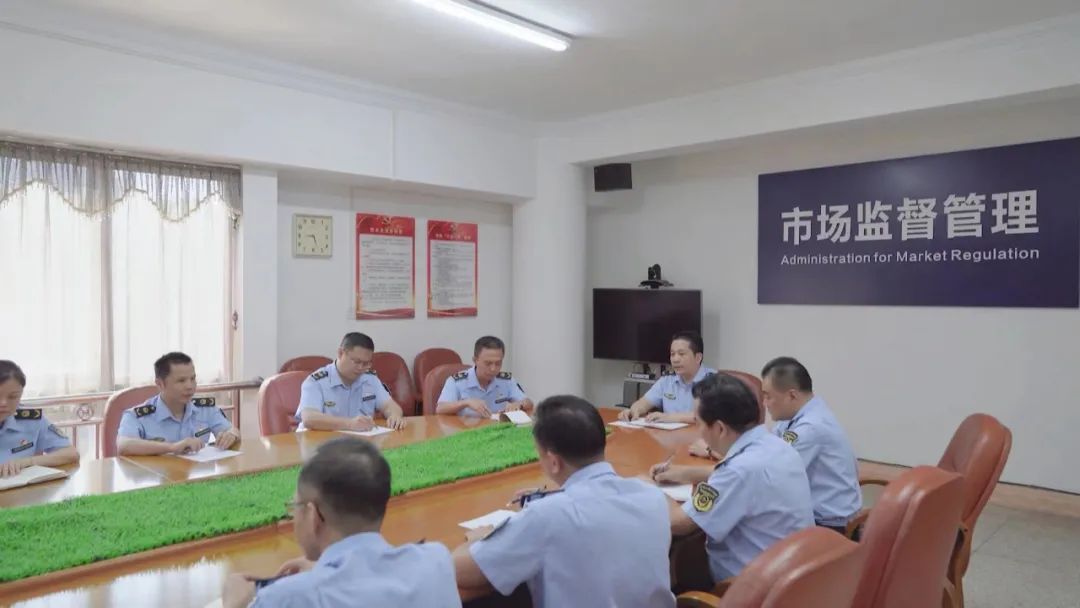 书记局长话发展 比学赶超展风采丨梅县区市场监督管理局：优服务 强监管 全力守住四大安全底线.jpeg