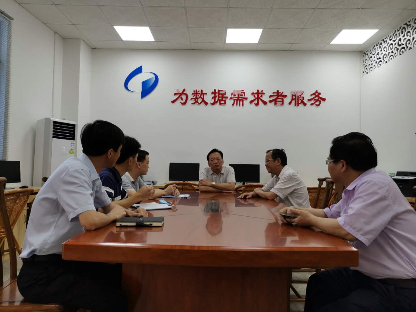 11市局凌松宏到人普办调研.jpg
