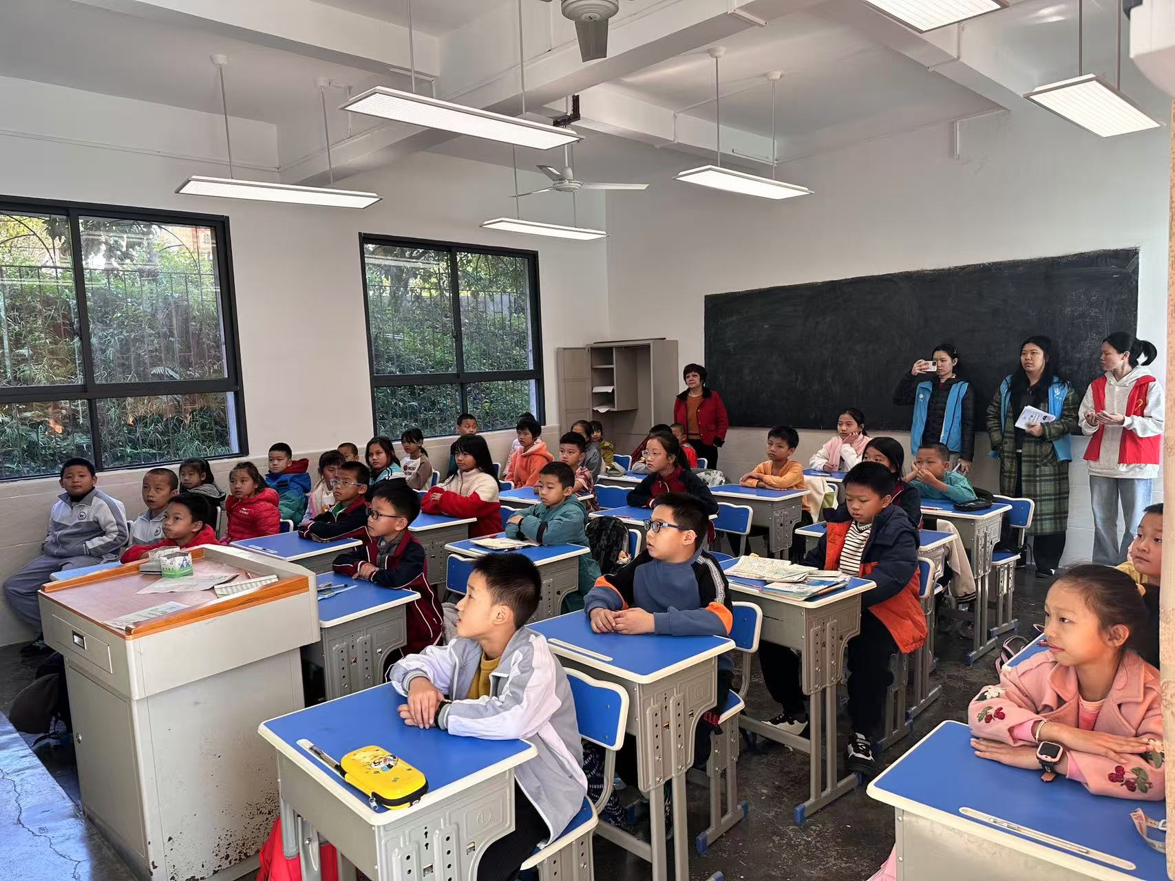 安全教育活动2.jpg