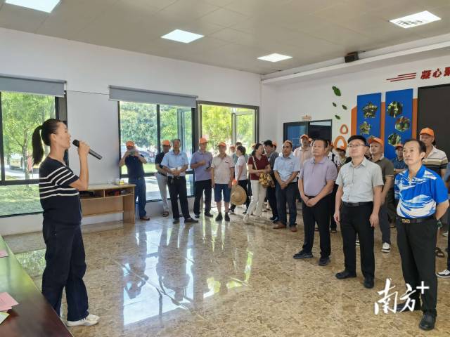 容县考察学习1.jpg