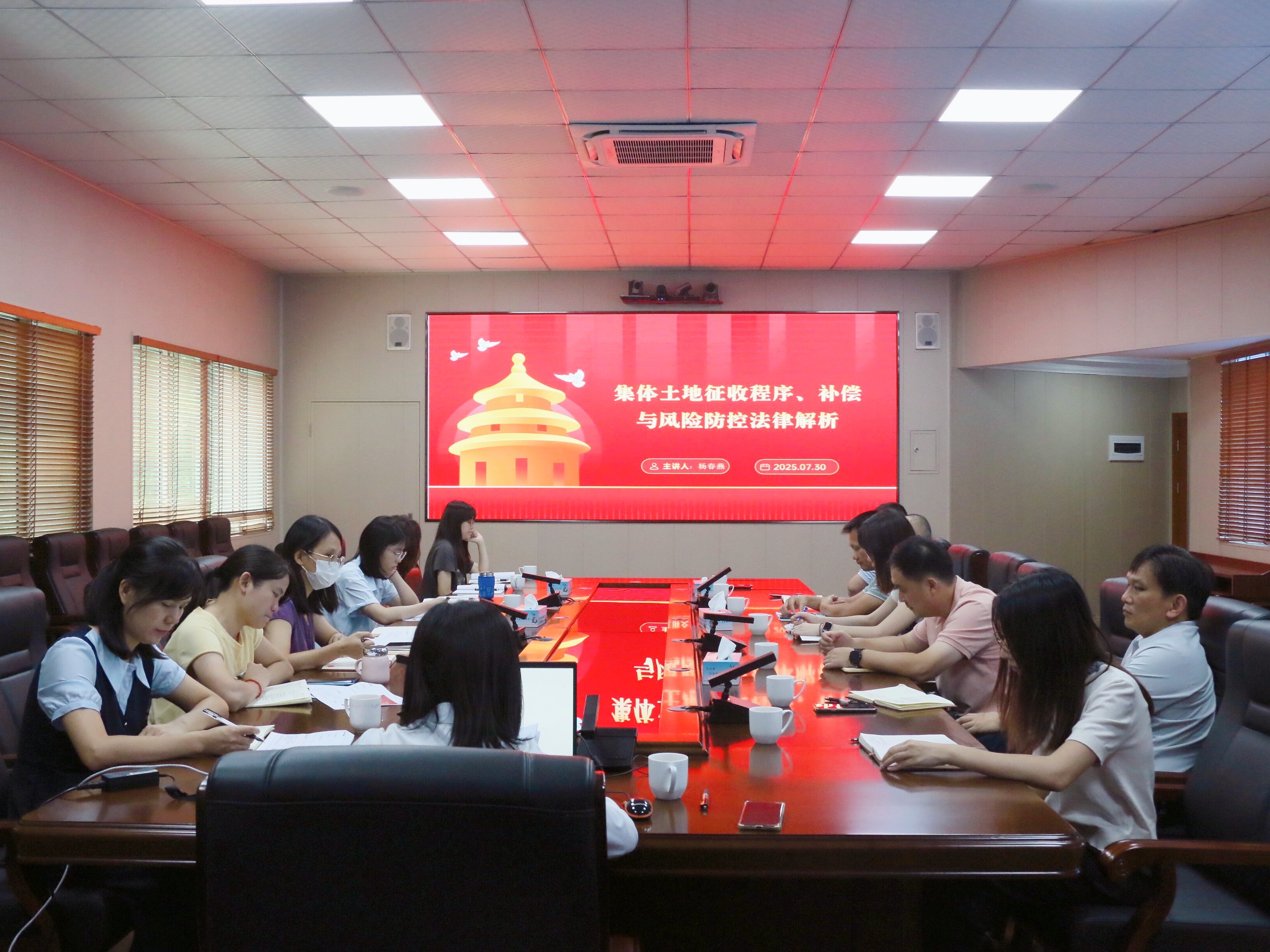 新闻报道图片.jpg