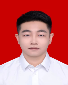 丘思聪.jpg
