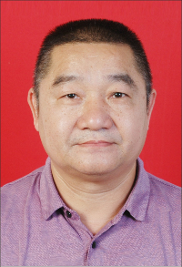 12、邓通方 副镇长.JPG