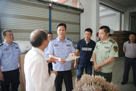 黄黎明副排档整治到消防区长重点深入地区检查督导隐患档头图片